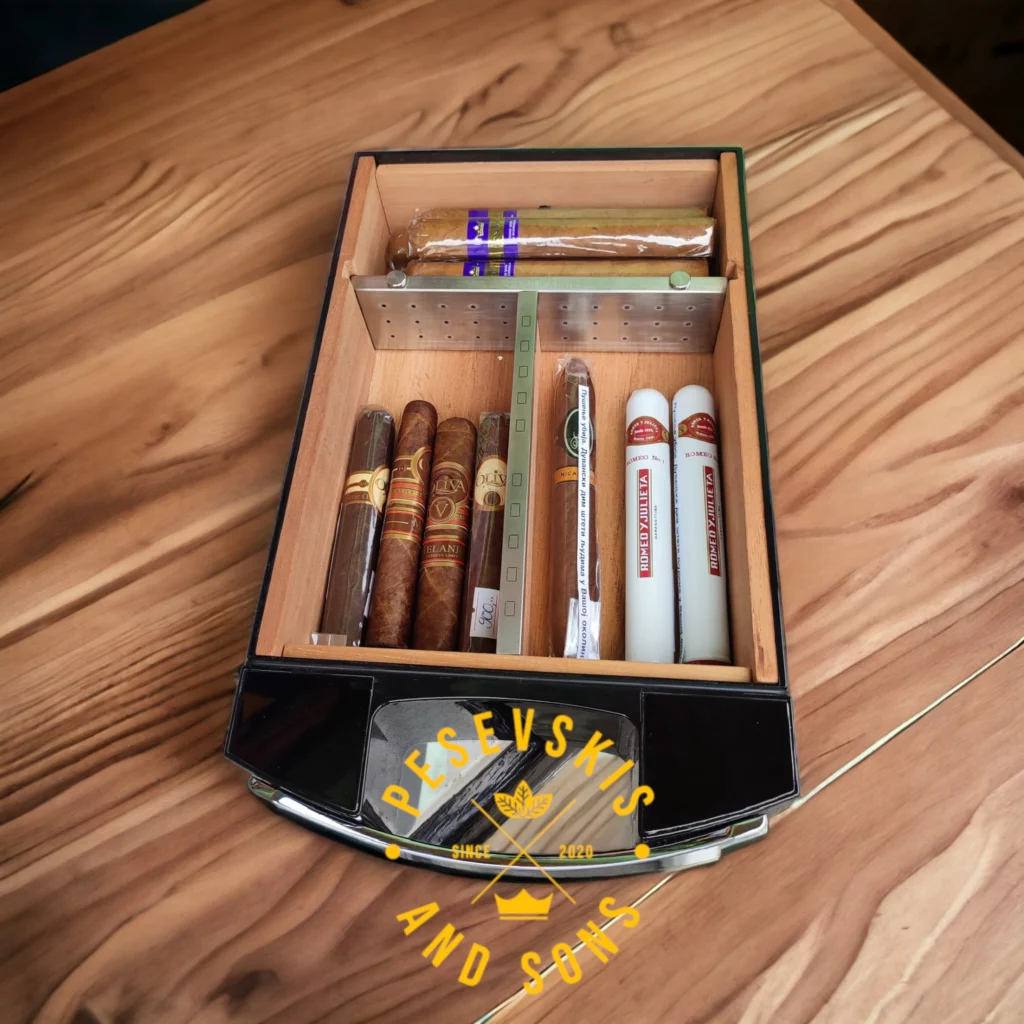 Luksuzni Putni Humidor za Tompuse - Limited Edition